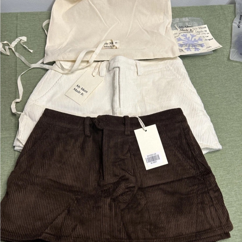 My mum made it XS skorts, nwt